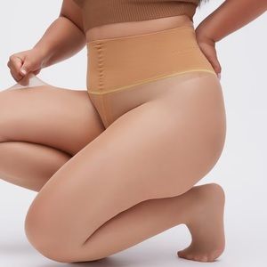 Nude Sheer Rip-Resist Tights N02 (small)